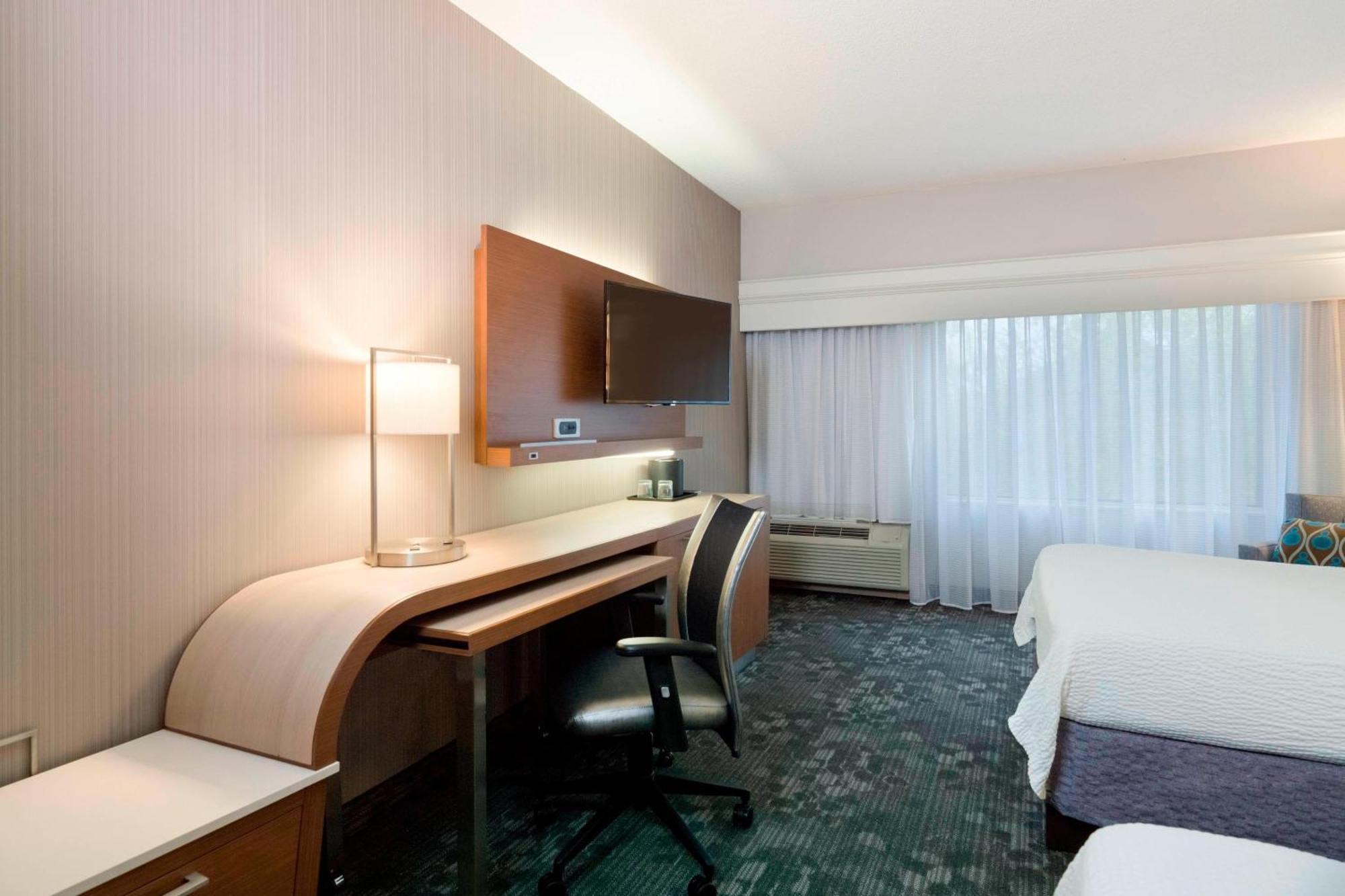 Hotel Courtyard By Marriott Scranton Montage Mountain Moosic Exterior foto